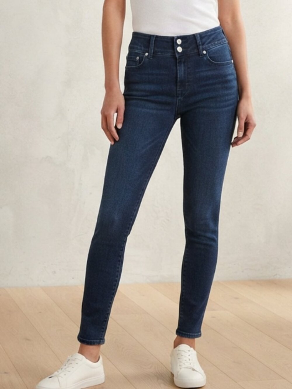 RW&CO High Rise Skinny Leg dark wash Denim Jeans 27